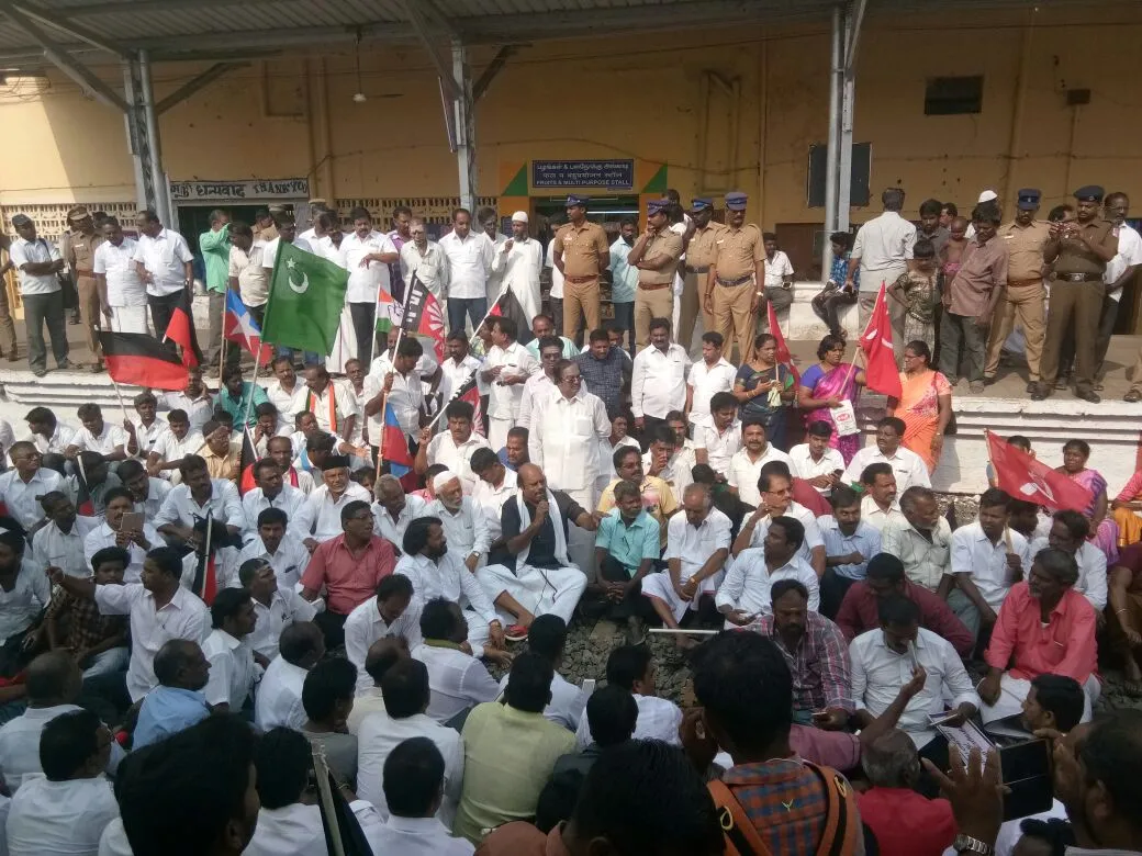 thiruvannamalai protest1